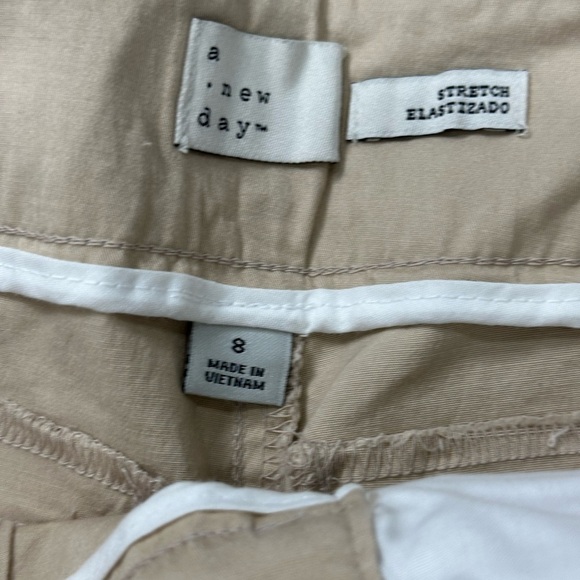 Women’s a new day 8 Medium Chino Khakis Pants Khaki Tapered Leg Stretch Rolled - Picture 10 of 12